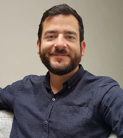 Jean-Charles, notre couteau-suisse
